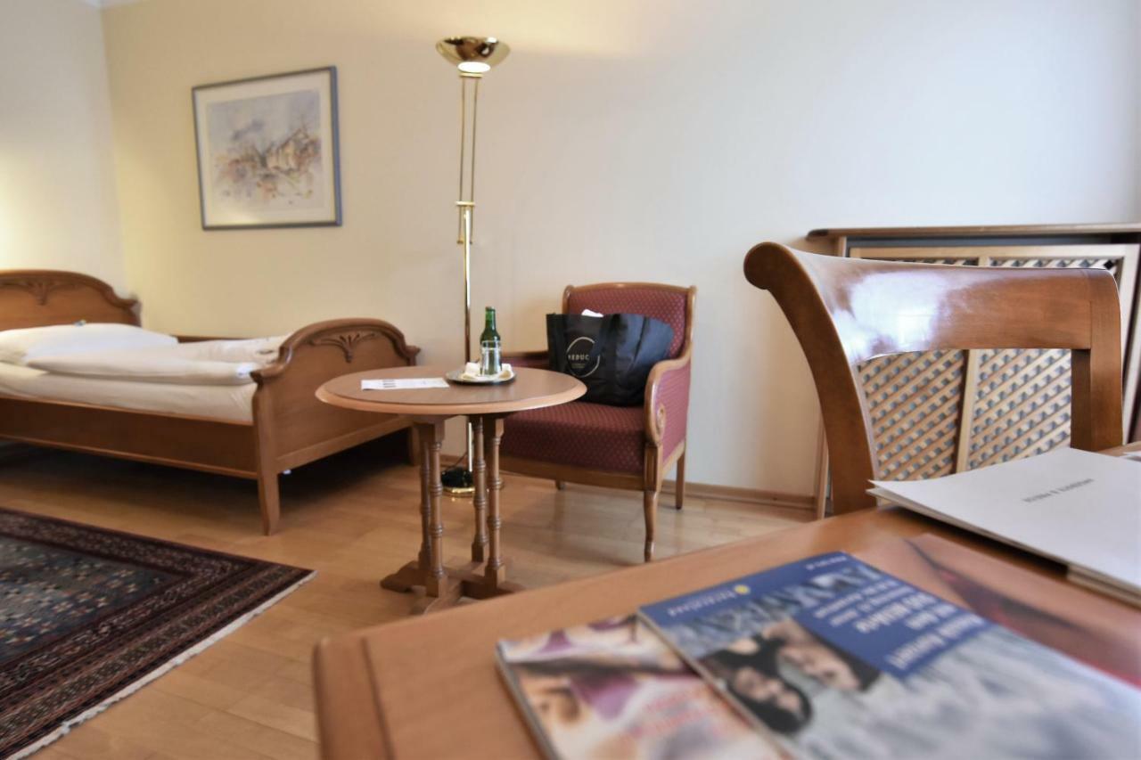 Reduce Hotel Thermal Adults Only Bad Tatzmannsdorf Luaran gambar